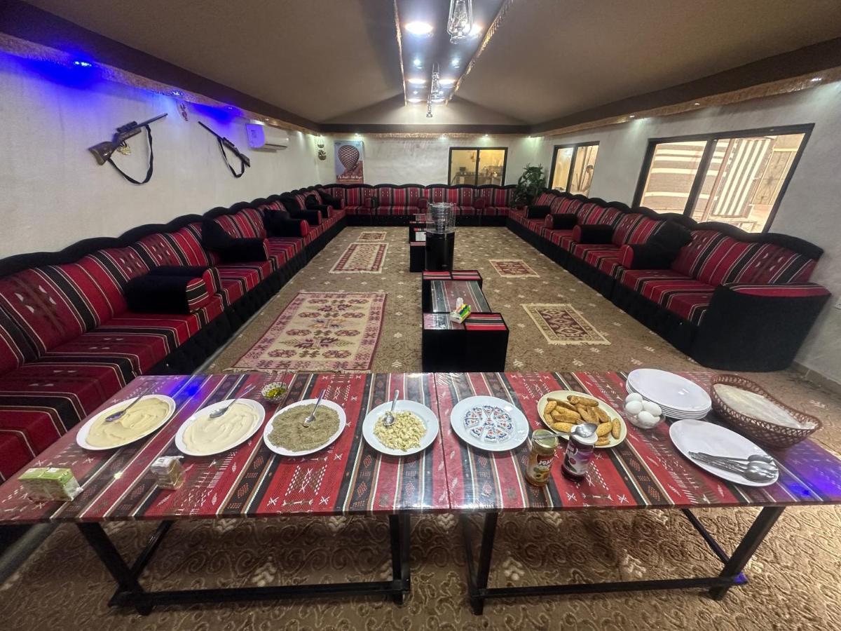 Wadi Rum Oryx Hostel & Tours Exterior photo