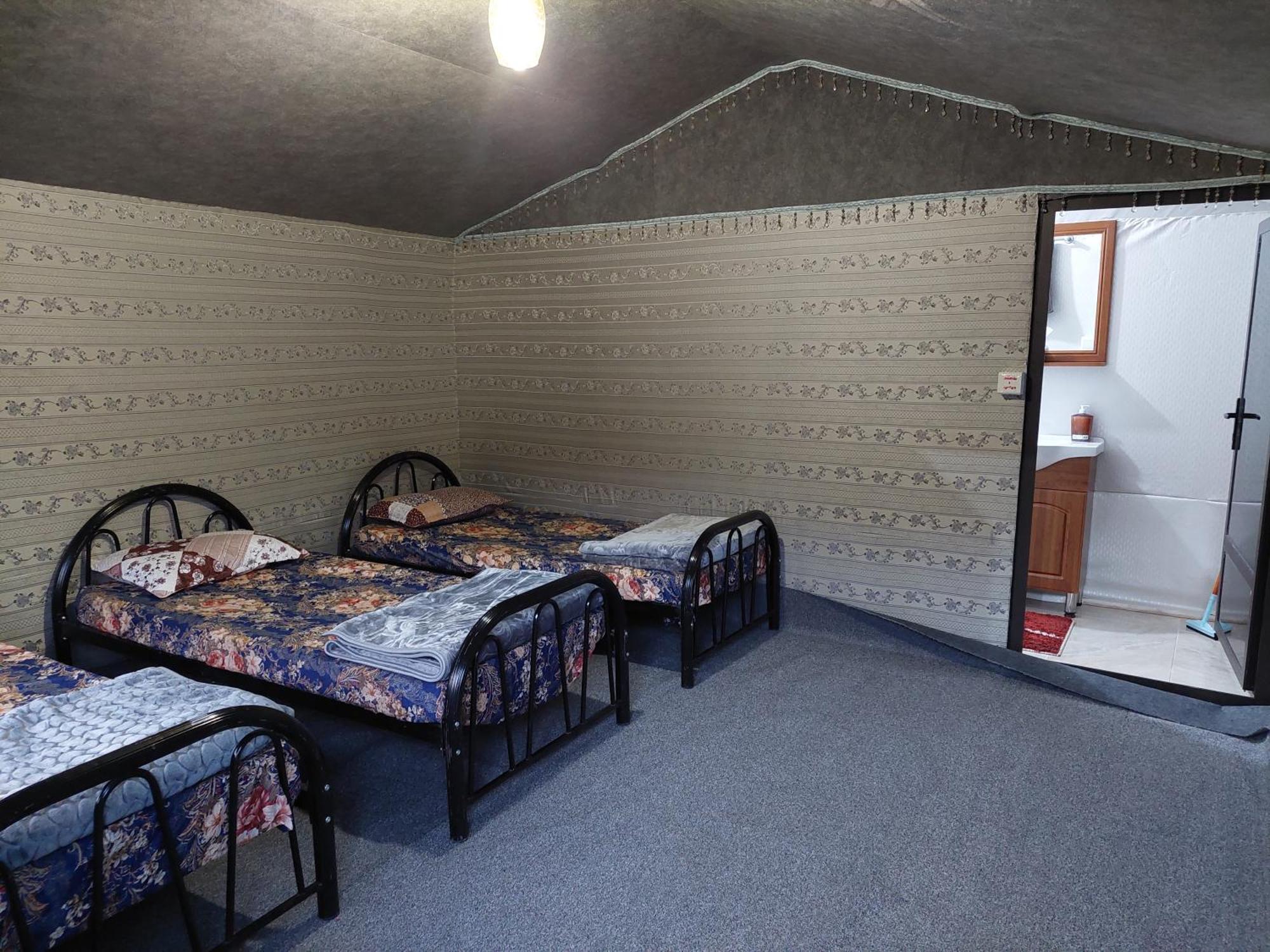 Wadi Rum Oryx Hostel & Tours Room photo